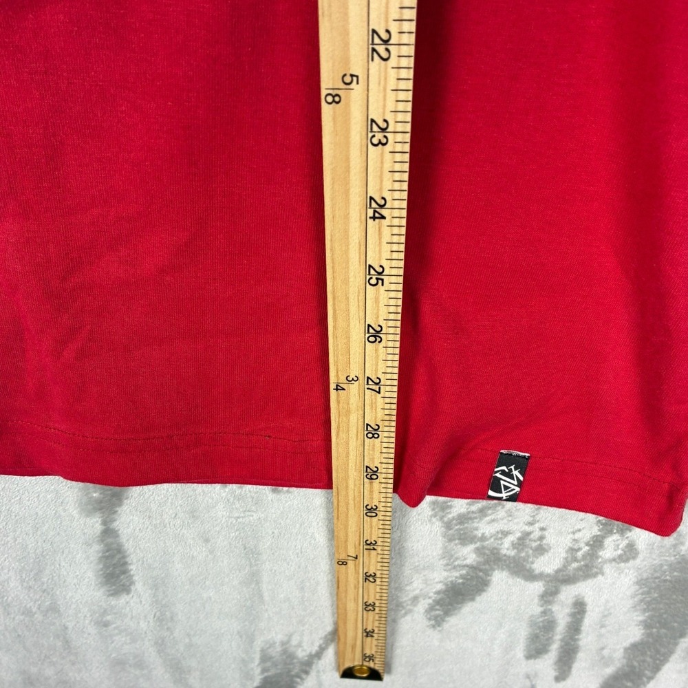 Cavi Mens Red Graphic T-Shirt Eagle Crest Chevron Gold Blue Yellow 2XL - Picture 5 of 8